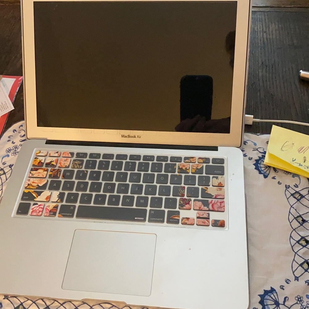 Mac Book Air excellent condition